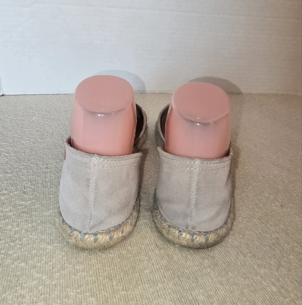 Verbenas Lt. Gray Suede Espadrille Flats size 39